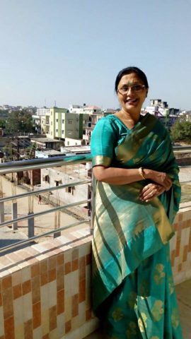 निरुपमा शर्मा: असहाय लोगों की सेवा व मदद